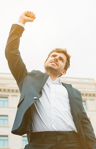 Attracts success and prosperity
